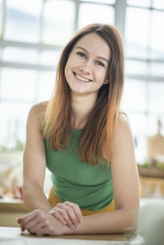  Andrea Doležalová